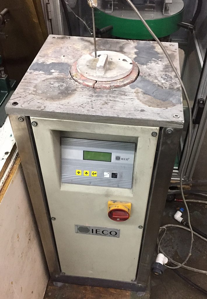 2664185 IECO Medium Frequency Induction Melting Furnace 8KG « Gold International Machinery